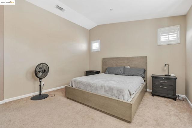 877 Boone Dr, Brentwood CA: https://media.crmls.org/mediaz/e6101603-55ab-43f6-96ee-963c66f14efc.jpg