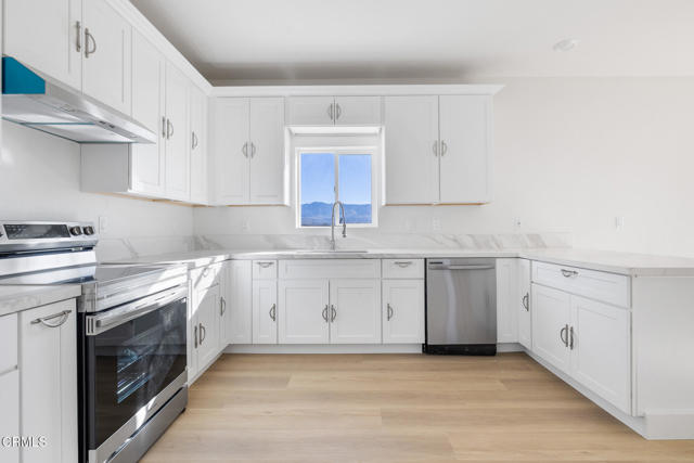 Detail Gallery Image 12 of 32 For 10824 E Avenue S, Littlerock,  CA 93543 - 4 Beds | 2 Baths