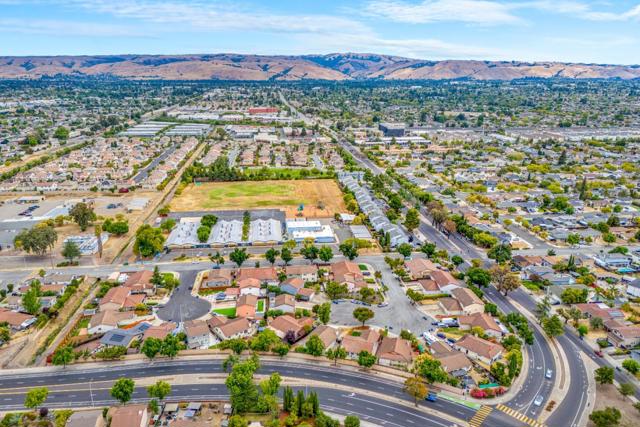 6084 Amador Place, Newark CA: https://media.crmls.org/mediaz/e610b333-7db0-4770-9213-a374476154f0.jpg
