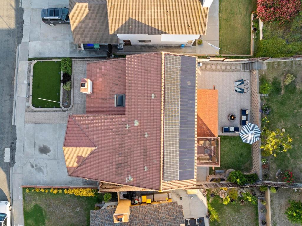 https://media.crmls.org/mediaz/e610e7f4-92db-40e4-9143-49b6a5d627fc.jpg?preset=X-Large