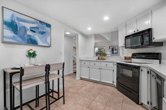 51 Mill Stone Lane, San Jose CA: https://media.crmls.org/mediaz/e611c321-83ff-4b4a-b185-99e28e203033.jpg