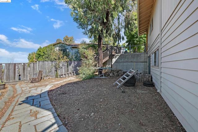 Image 41 of 42 For 28016 Whitestone Ct