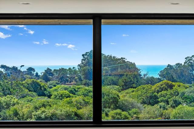 600 Seaview Terrace, La Selva Beach CA: https://media.crmls.org/mediaz/e6131bfa-0c25-4d58-b68b-861017b0d177.jpg