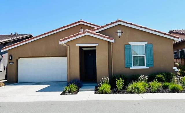 2051 White Oak Drive, Hollister CA: https://media.crmls.org/mediaz/e6134c9a-a755-45a4-9758-a19fbc24e2e1.jpg