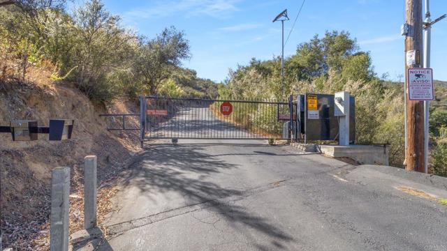 3020 22 Joni Lane, San Marcos CA: https://media.crmls.org/mediaz/e613df7b-cb3e-4797-9496-42665dbc57ec.jpg