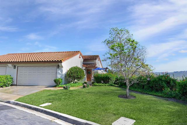 701 Fino Glen, Escondido CA: https://media.crmls.org/mediaz/e6143671-c78d-487d-919c-654bb42e6c3c.jpg