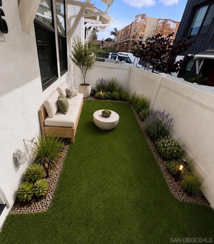 2586 Delphinium - photo 6