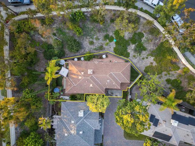2987 W Canyon Ave, San Diego CA: https://media.crmls.org/mediaz/e615bdef-c85a-4d13-9b86-609f233b1f97.jpg