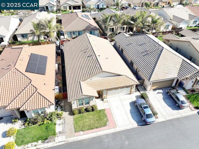 9956 Pyramid, Discovery Bay CA: https://media.crmls.org/mediaz/e6168459-0a45-4b30-8d0f-23ce1681d787.jpg