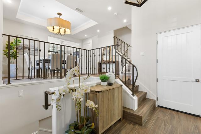 708 Silver Street, La Jolla CA: https://media.crmls.org/mediaz/e6169a60-d856-4afb-b13b-eb3231ddd054.jpg