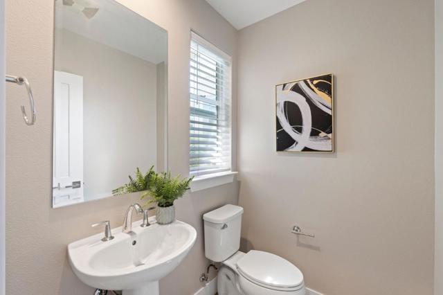 3456 Flash, Fremont CA: https://media.crmls.org/mediaz/e617fbb6-bef9-4331-8872-1a1fff5ab9fe.jpg