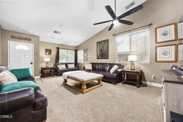 Detail Gallery Image 9 of 32 For 12302 Adirondack Ave, Bakersfield,  CA 93312 - 4 Beds | 2 Baths