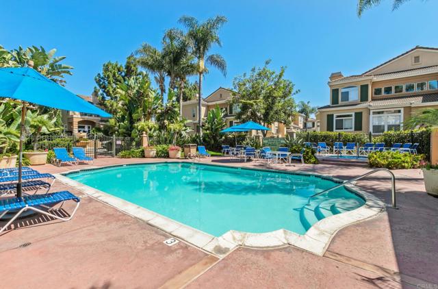 Detail Gallery Image 42 of 42 For 7122 Calabria Ct #E,  San Diego,  CA 92122 - 3 Beds | 2/1 Baths