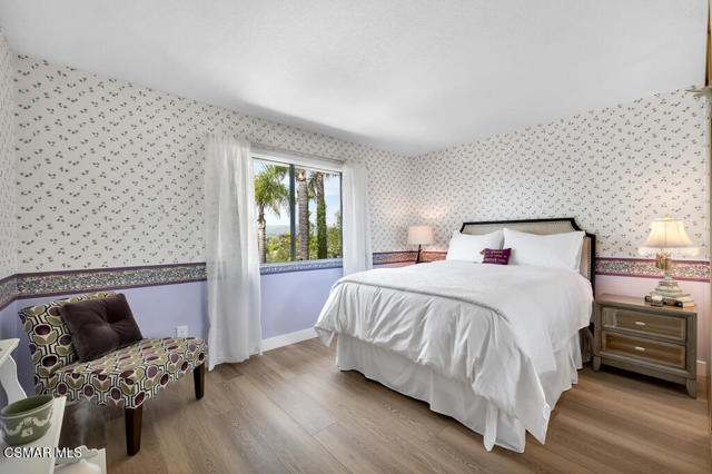 13101 Thomasville Court, Moorpark CA: https://media.crmls.org/mediaz/e61d2fda-d9db-4539-8fe4-a076a85d8285.jpg