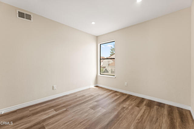 Detail Gallery Image 18 of 44 For 9760 Jersey Ave #173,  Santa Fe Springs,  CA 90670 - 3 Beds | 3 Baths