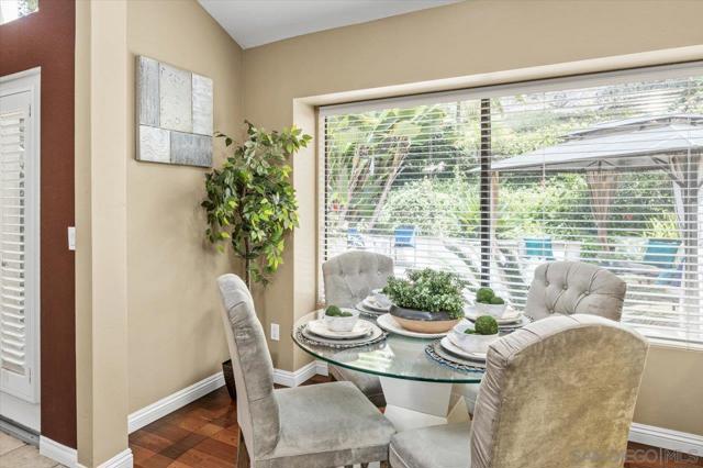 6340 Caminito Del Pastel, San Diego CA: https://media.crmls.org/mediaz/e61dbd80-c263-40be-8782-28f1f241d1be.jpg