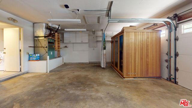 3926 Corte Cancion, Thousand Oaks CA: https://media.crmls.org/mediaz/e61e1c10-3866-4b1c-a1c5-b6dde50bd13f.jpg