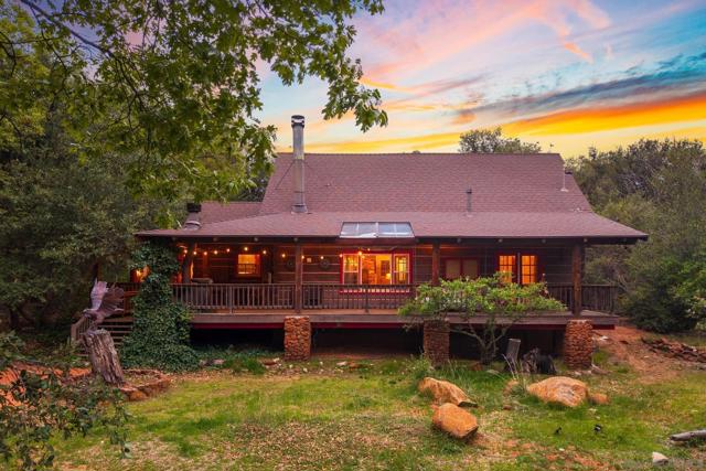 3131 Pera Alta Dr, Julian CA: https://media.crmls.org/mediaz/e61e899c-aabc-45ad-8baf-11329d8f5ef1.jpg
