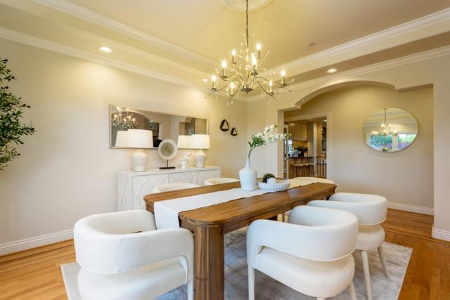 510 Oak Park Way, Redwood City CA: https://media.crmls.org/mediaz/e61ea08a-5b27-4786-bd75-849daa605099.jpg