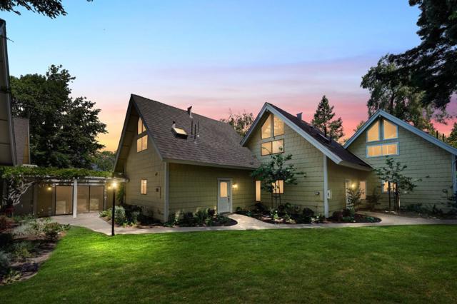 2518 W Middlefield Road, Mountain View CA: https://media.crmls.org/mediaz/e62001cb-b450-4ac8-bb08-617dadcbb46b.jpg