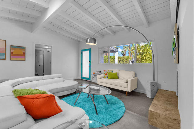 1075 E Sunny Dunes Road, Palm Springs, CA 92264