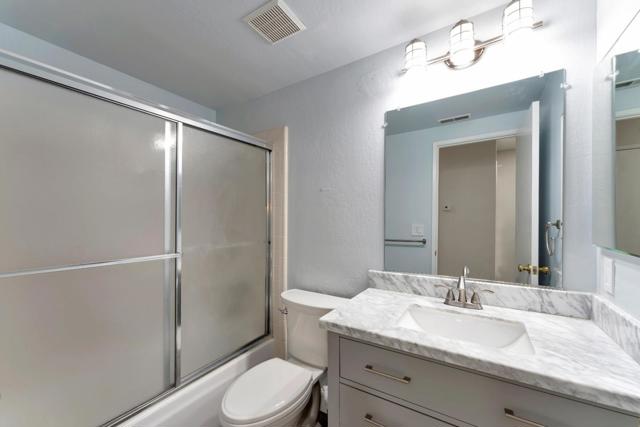 3668 Stoneglen S, Richmond CA: https://media.crmls.org/mediaz/e6229033-4c77-4fc9-a250-35c07a66bc99.jpg