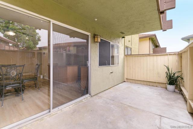 615 Fredricks Ave, Oceanside CA: https://media.crmls.org/mediaz/e622f3de-6c42-4341-a236-3beed7acb371.jpg