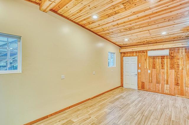 7550 Sandholdt Road, Moss Landing CA: https://media.crmls.org/mediaz/e6235c1a-47ac-4ad1-bd77-c199f16113f3.jpg