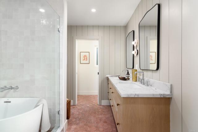 Image 17 of 34 For 6081 Avenida Chamnez
