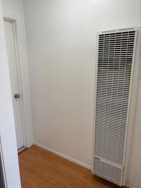 3044 Market Street, Emeryville CA: https://media.crmls.org/mediaz/e6251fed-7b7f-44d1-86f1-480cf3b364f2.jpg