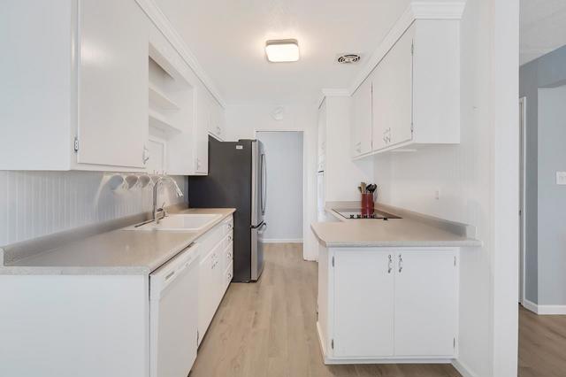 6364 Thomas Avenue, Newark CA: https://media.crmls.org/mediaz/e6265fe2-6f52-404f-b3f3-550840086e48.jpg
