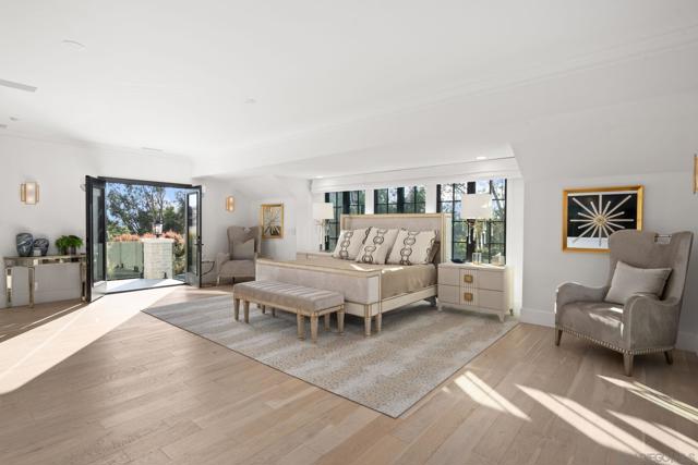 16770 Via De Los Rosales, Rancho Santa Fe CA: https://media.crmls.org/mediaz/e628c32b-b22d-44f1-9511-fd35448b7b91.jpg