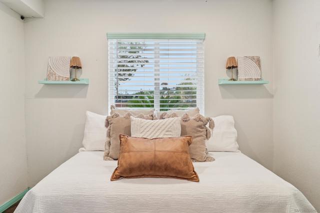 6017 Broadway, San Diego CA: https://media.crmls.org/mediaz/e62a8f10-ebf0-4eeb-ad7a-599045e3274e.jpg