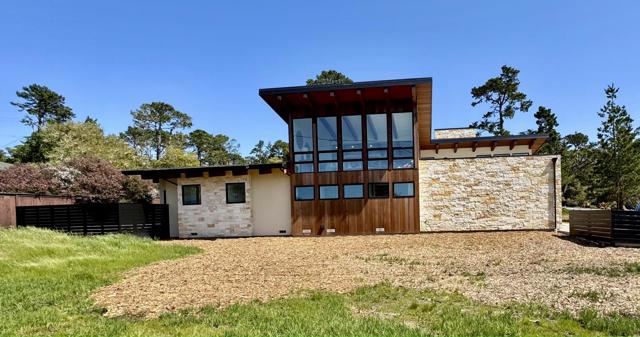 1105 Wildcat Canyon Road, Pebble Beach CA: https://media.crmls.org/mediaz/e62cfbb7-0a7c-4287-be99-4586094f1565.jpg