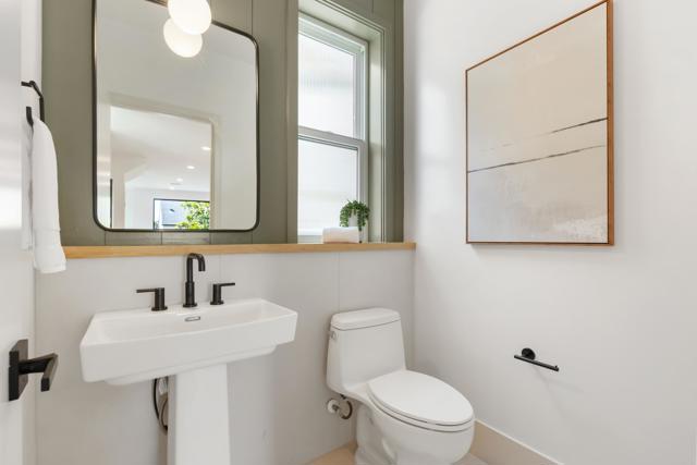 Detail Gallery Image 23 of 42 For 310 Chinquapin Ave, Carlsbad,  CA 92008 - 4 Beds | 3/1 Baths