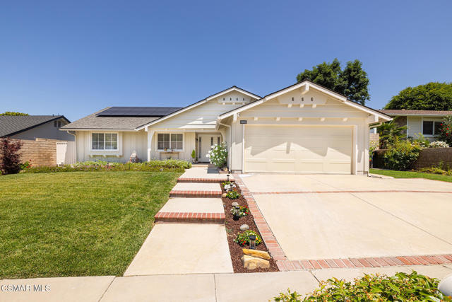 6605 Tamarind Street, Oak Park CA: https://media.crmls.org/mediaz/e62e7b75-af4c-4db2-84e4-39534c809987.jpg