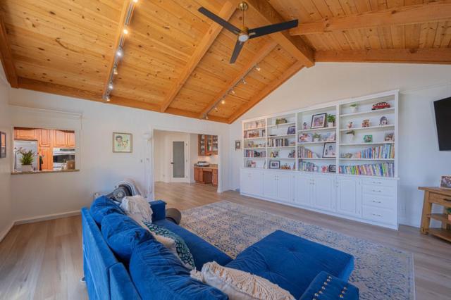 22800 Bravo Place, Salinas CA: https://media.crmls.org/mediaz/e62ee67c-012a-497f-959a-8dc4afded247.jpg
