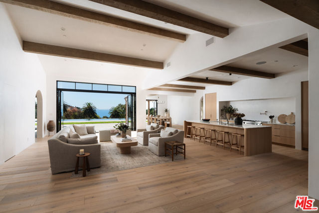 4200 Marina Drive, Santa Barbara CA: https://media.crmls.org/mediaz/e62f4acc-bb02-4e2f-b515-1dbfd93dc178.jpg