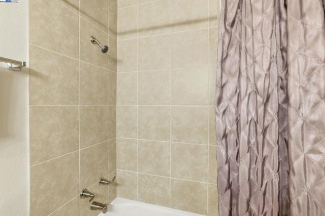 Image 23 of 33 For 9436 Bravo Way