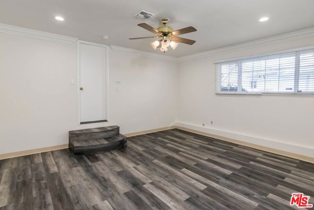 5332 Goodland Avenue, Valley Village CA: https://media.crmls.org/mediaz/e62fa5f9-f404-49d6-bdc4-c1ce989b2472.jpg