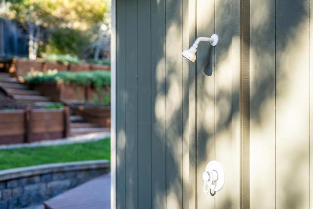 207 Driftwood Court, Aptos CA: https://media.crmls.org/mediaz/e62fabd8-ecd5-4ea7-821b-8eea0adbd3ad.jpg