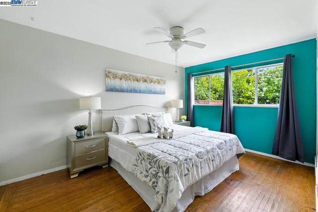 1677 Johnson St, San Leandro CA: https://media.crmls.org/mediaz/e6302f87-36d7-47e0-a0fd-dc40bd63a7c9.jpg
