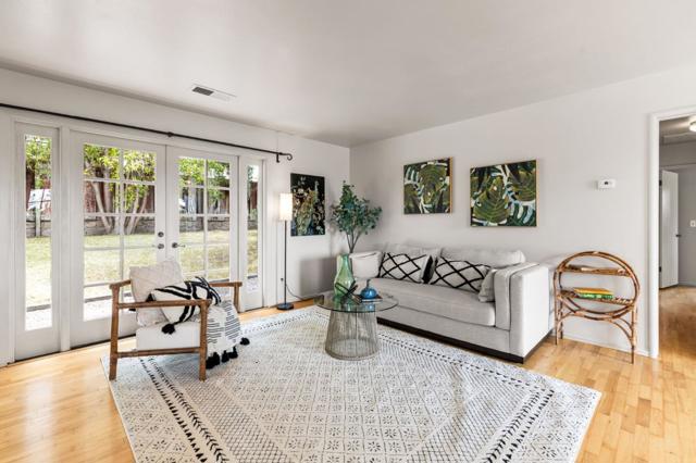 2074 Marsala Circle, Monterey CA: https://media.crmls.org/mediaz/e63054bf-f8b4-4929-ae32-8d98b82a8961.jpg