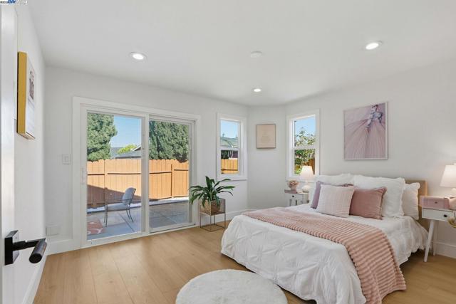 32252 Coronation dr, Union City CA: https://media.crmls.org/mediaz/e6306a67-3b6a-44e5-b195-9f373c26c55d.jpg