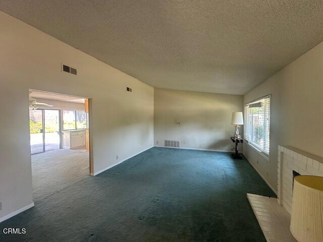 1120 Sunnyglenn Avenue, Ojai CA: https://media.crmls.org/mediaz/e630706c-e44c-4604-abe1-24d51c8ba005.jpg