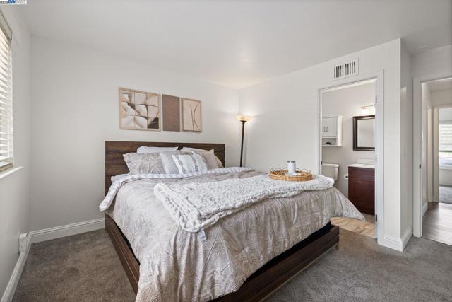 2889 Biddleford Drive, San Ramon CA: https://media.crmls.org/mediaz/e630c827-3279-4a7f-8fdf-af6242145f8a.jpg