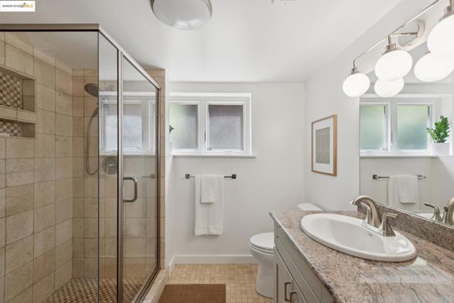 1270 Queens Rd, Berkeley CA: https://media.crmls.org/mediaz/e63151b2-fc2b-4aa6-be01-ed2b4b4d99dc.jpg