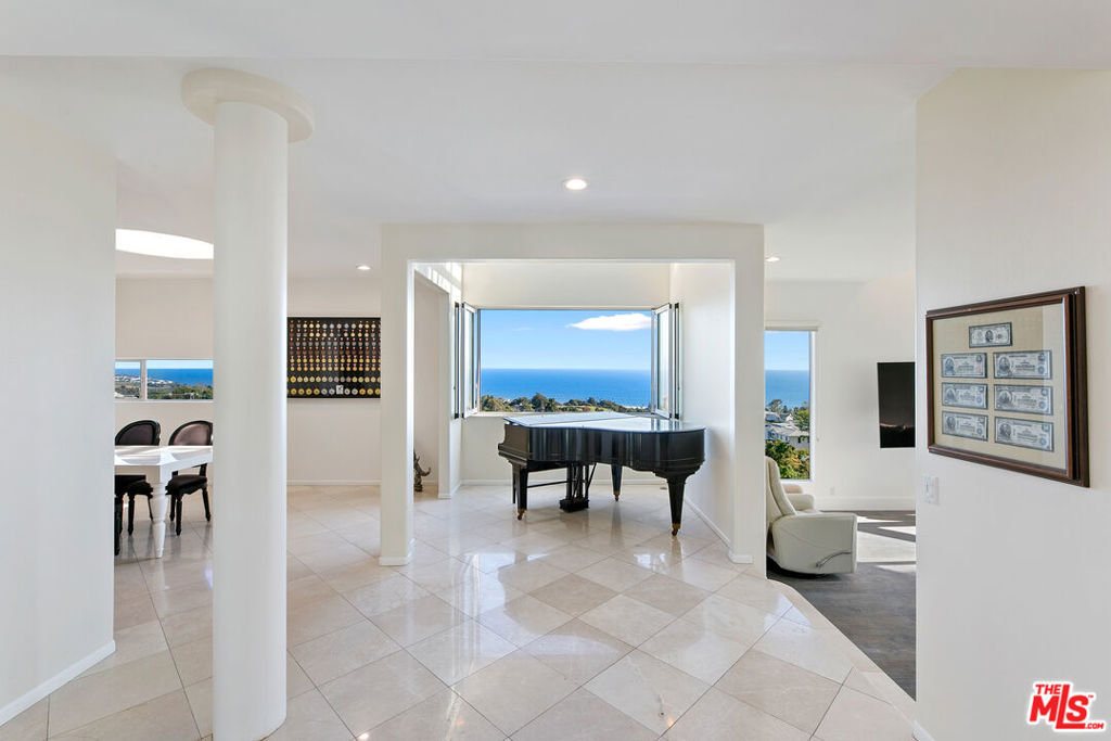MLS #26860303 image #9