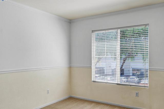 51 Bellington Cmn, Livermore CA: https://media.crmls.org/mediaz/e632abc4-328a-400d-9247-3af18e00a6d2.jpg