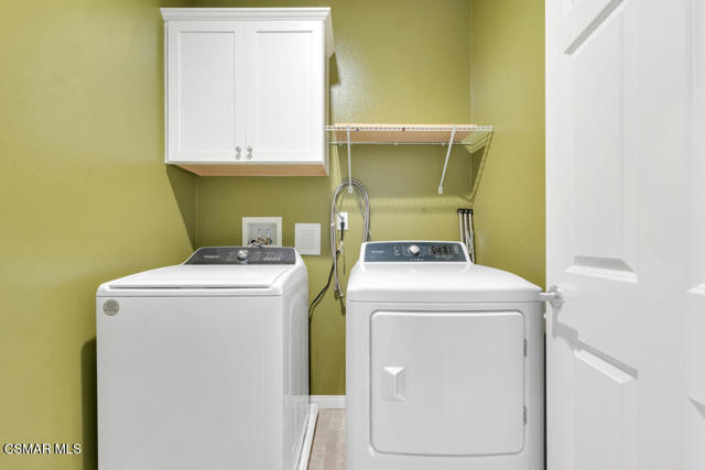 8565 N Walnut Way, West Hills CA: https://media.crmls.org/mediaz/e635089b-2ffa-46e0-97fa-b6bd181cf3f7.jpg